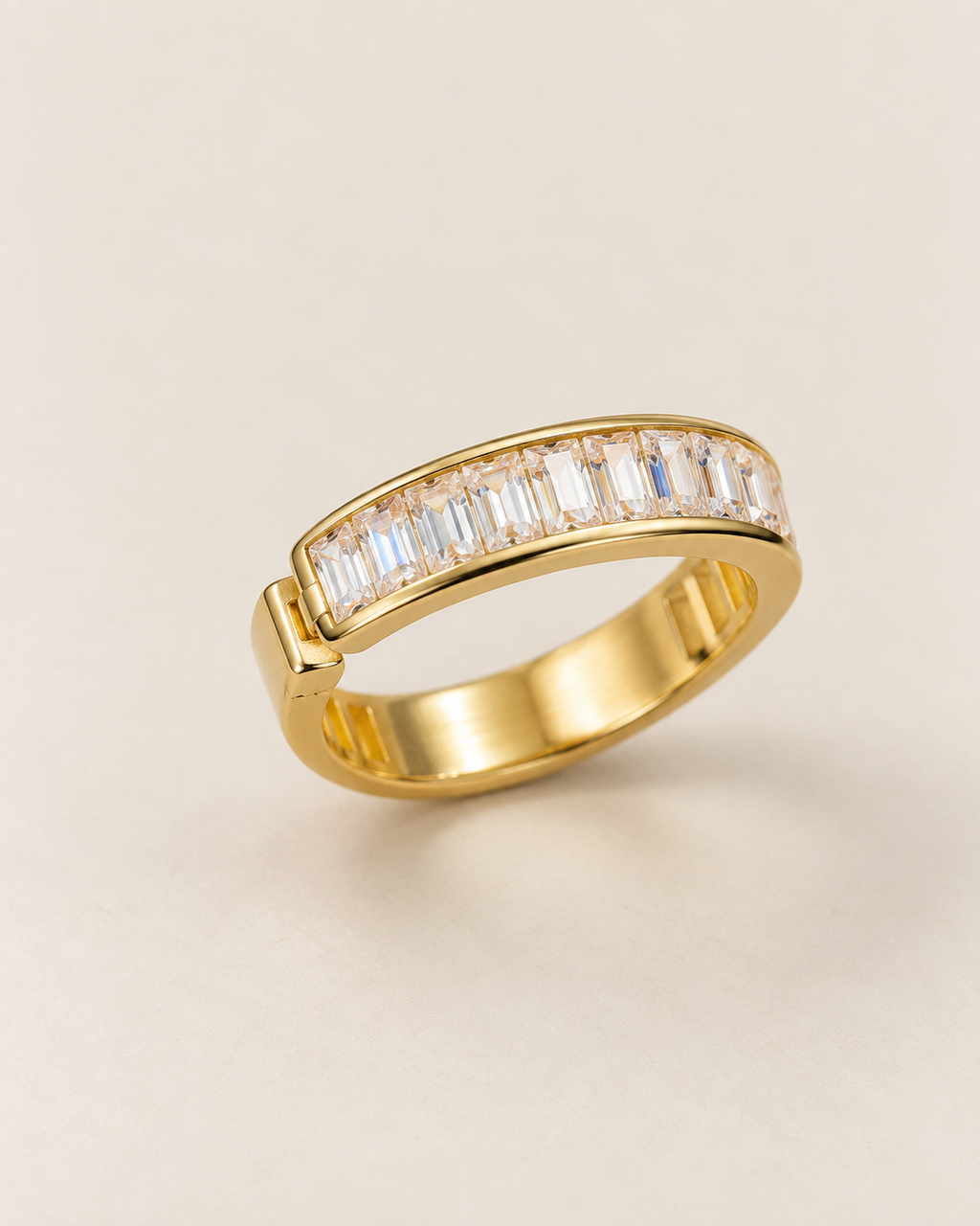 Tria Ring: Rivet & Baguette