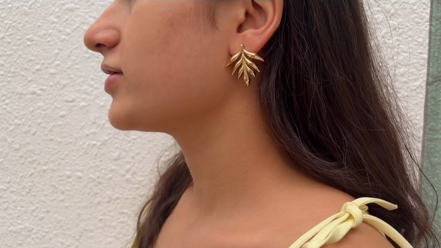 leaf shaped earrrings by vaarin. beachy. antitarnish.